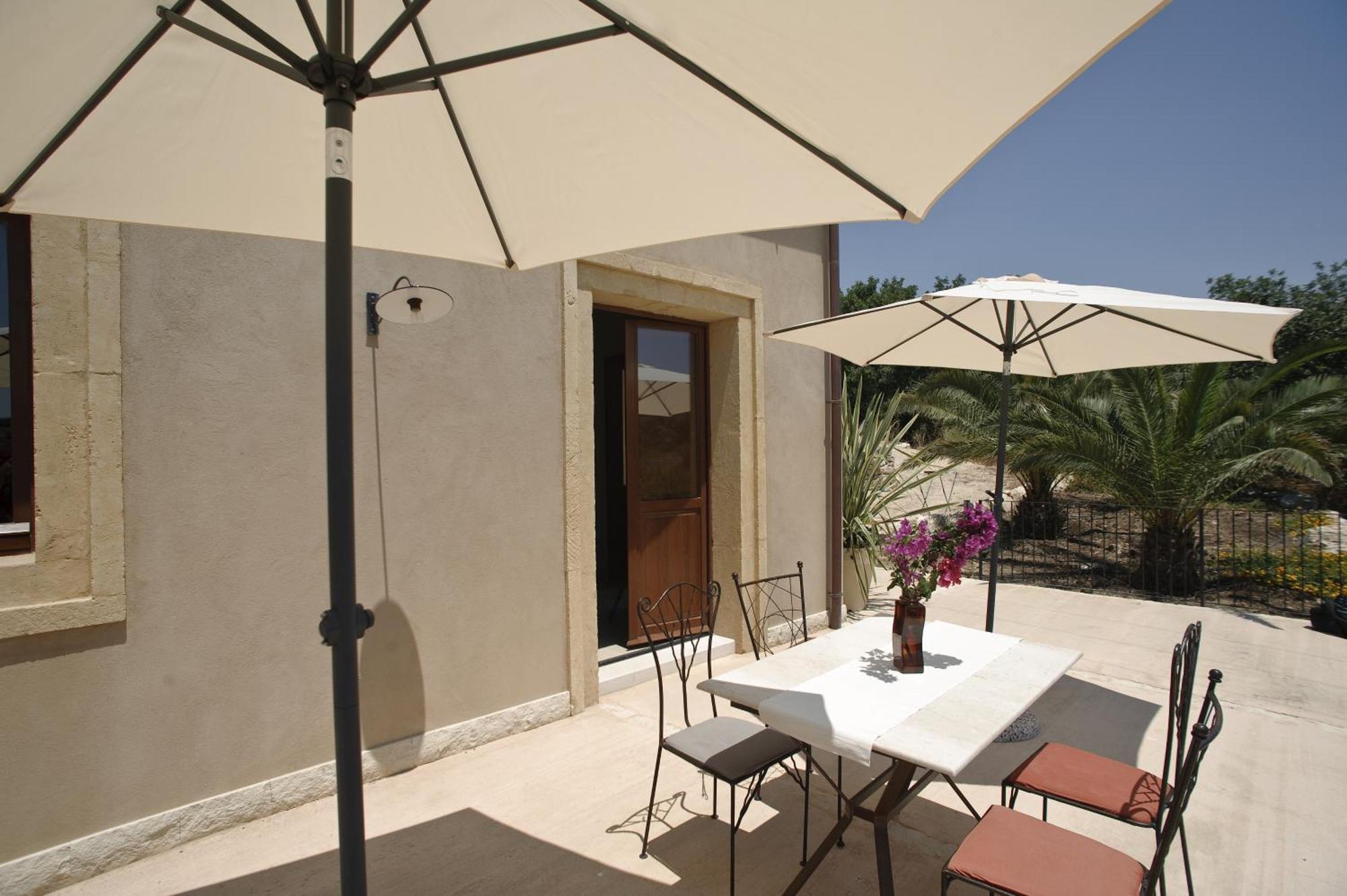 Relais Parco Cavalonga Hotel Donnafugata Phòng bức ảnh